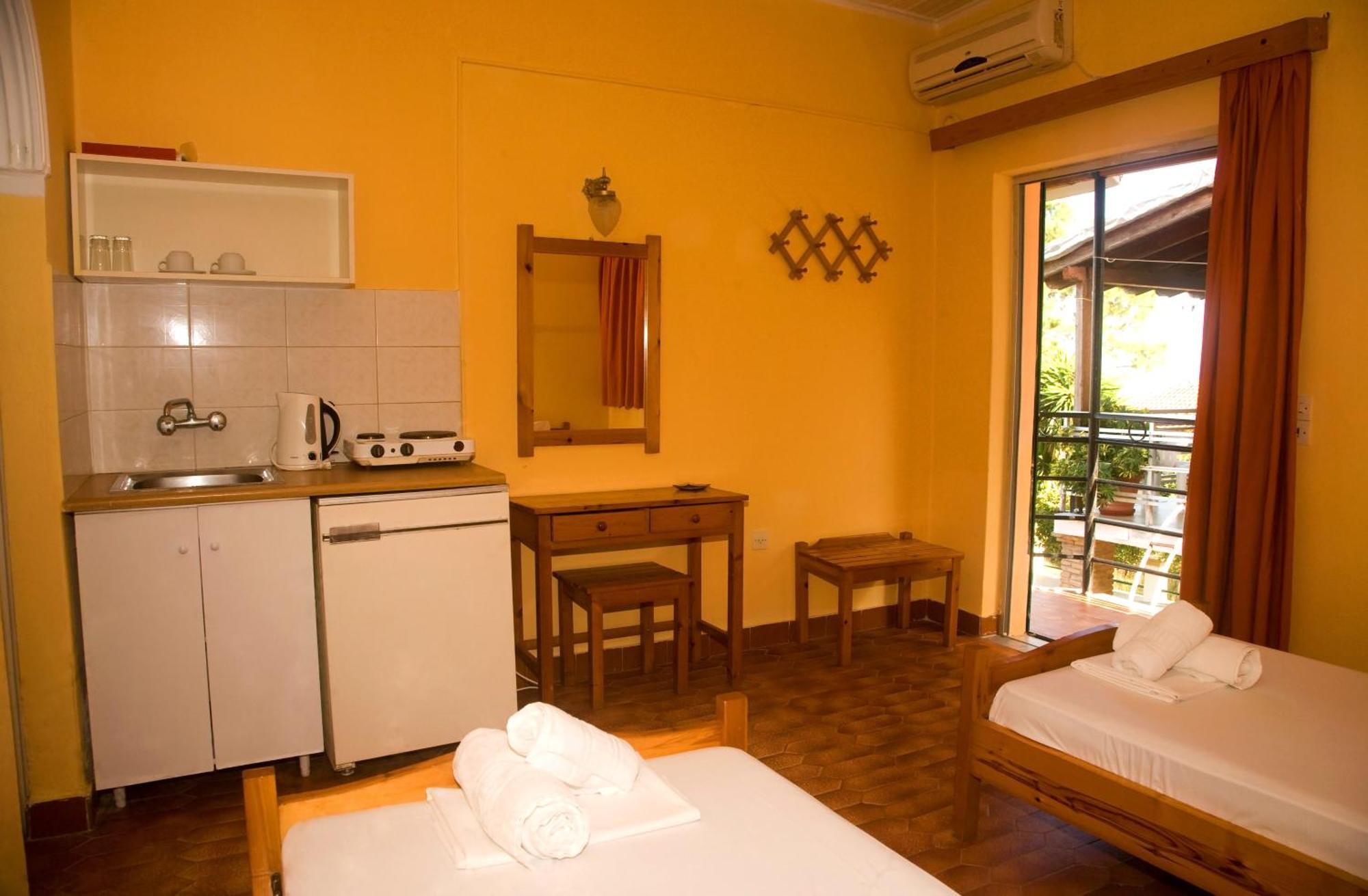 Evgenios Appartement *